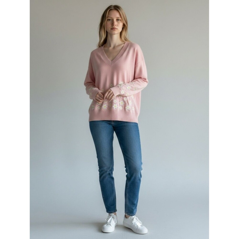 Metric Knits Light Pink V-Neck Sweater with Daisy Embroidery